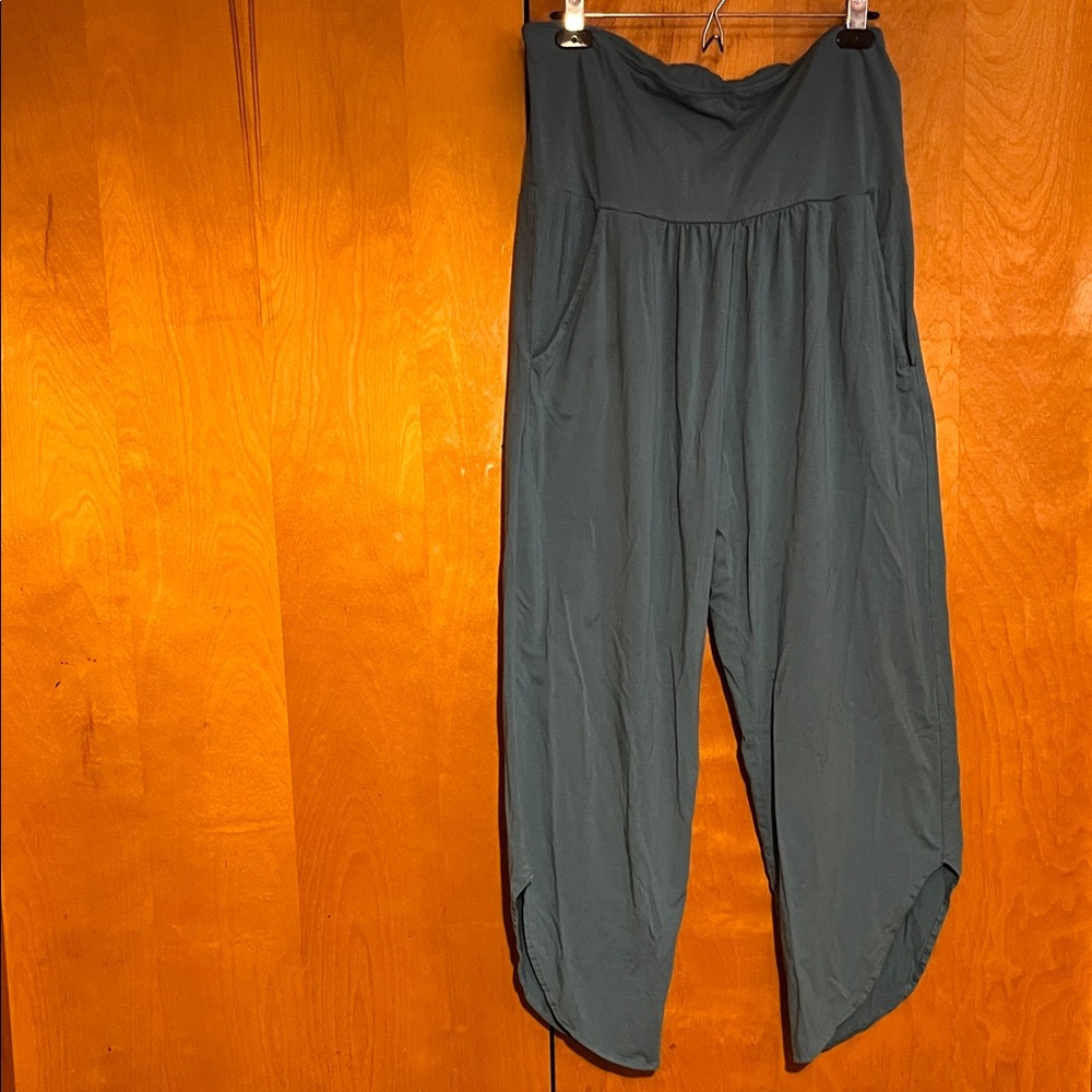 The Pyramid Collection Large Blue Wide-Leg High-Rise Pants